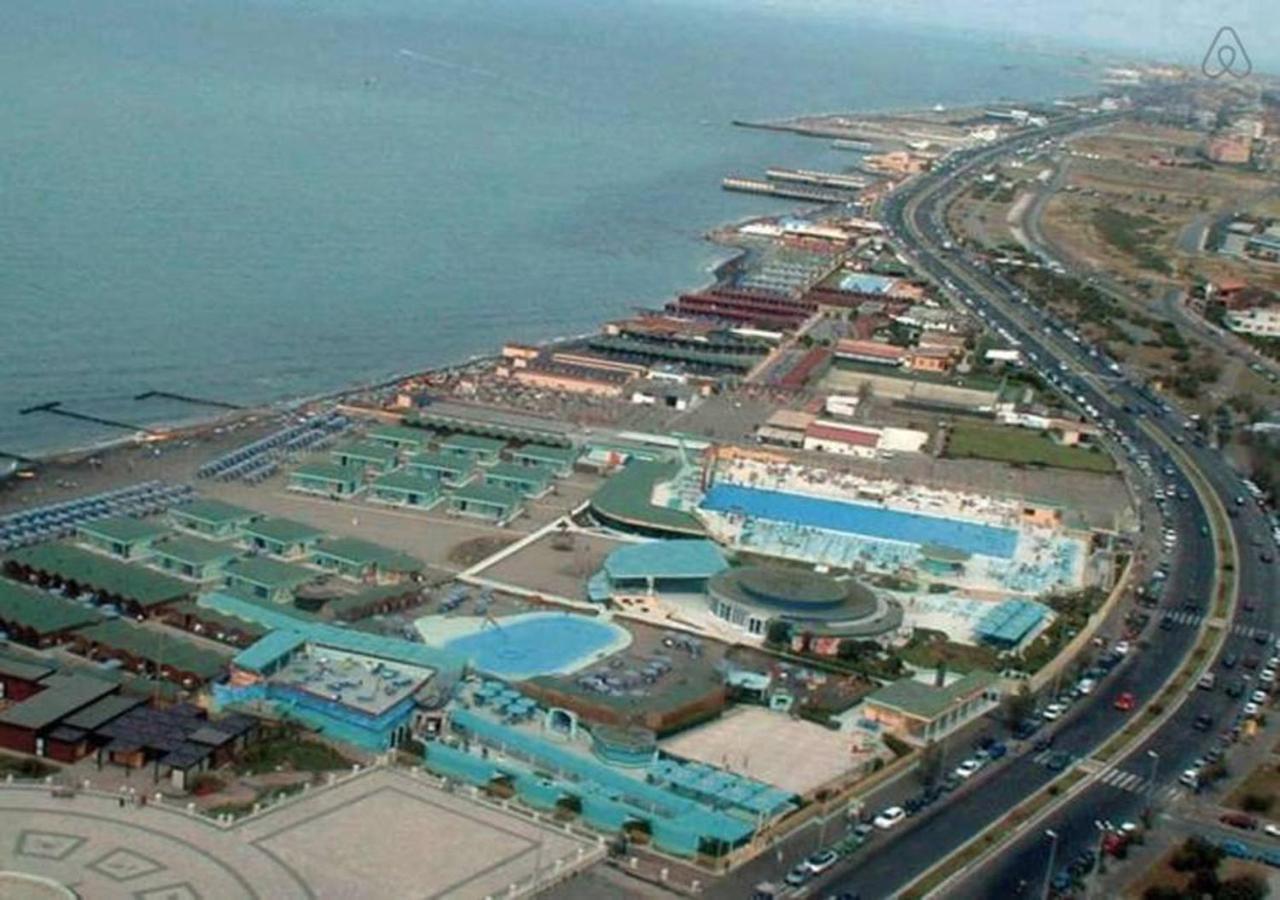 Da Sofia, Sea, Nature & Rome Apartment Lido di Ostia Bagian luar foto